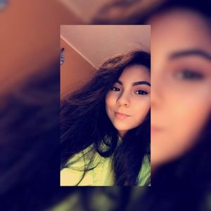 Meet your Posher, Aurora